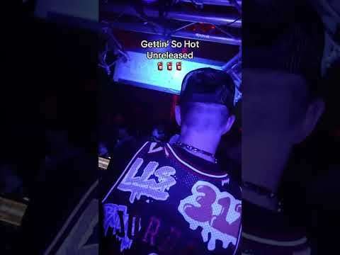 Hot Pursuit Feeling the Vibe